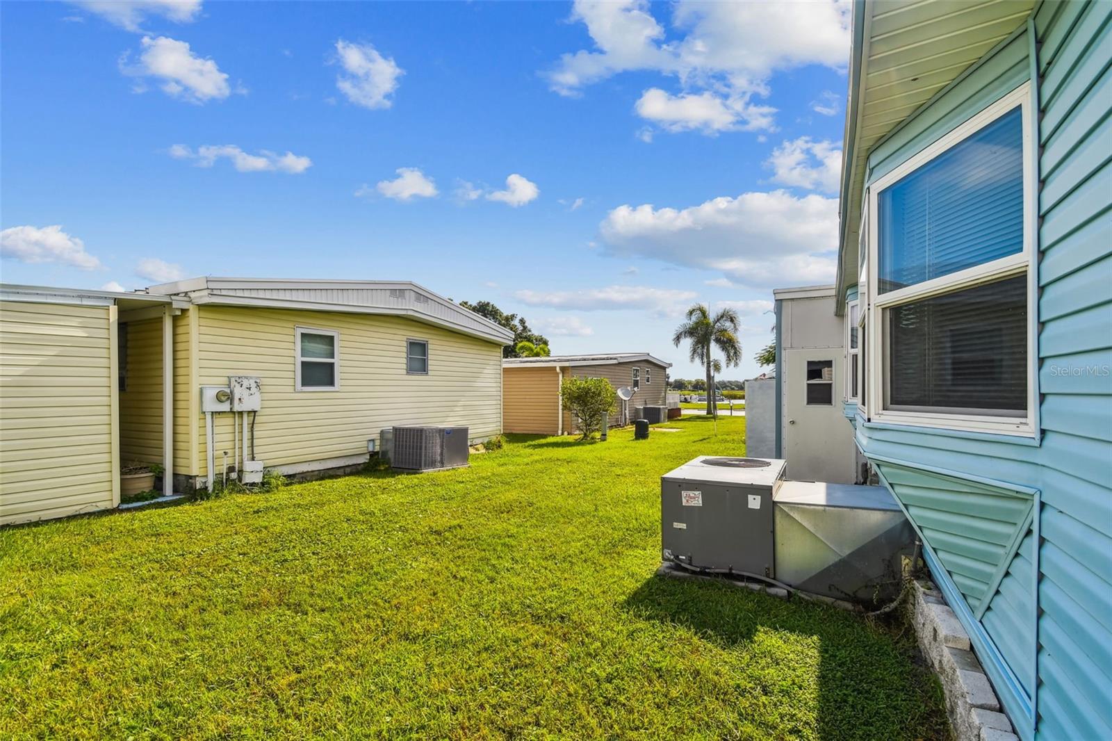 Image 46 of 70 For 12651 Seminole Boulevard 23e