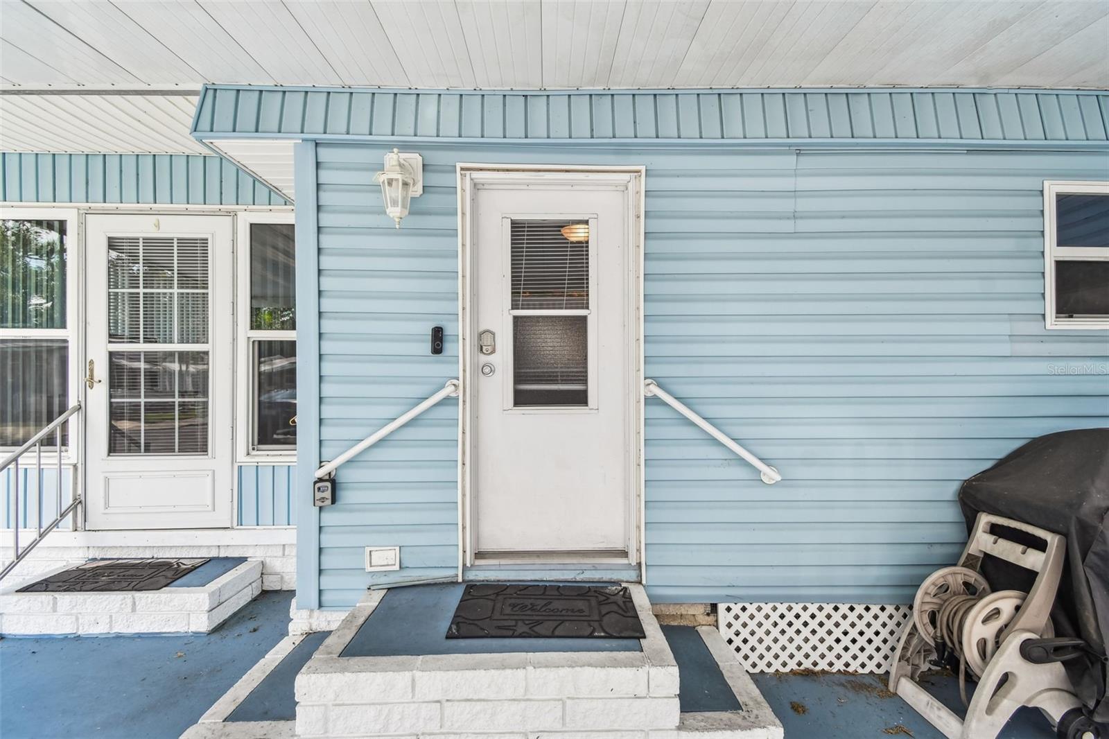 Image 8 of 70 For 12651 Seminole Boulevard 23e