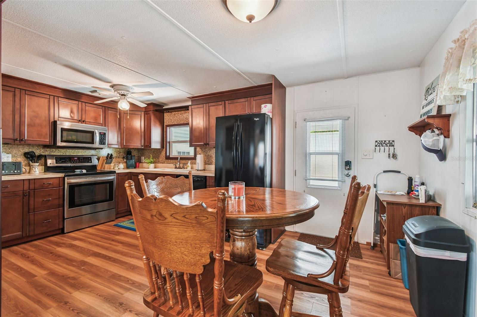 Image 9 of 70 For 12651 Seminole Boulevard 23e