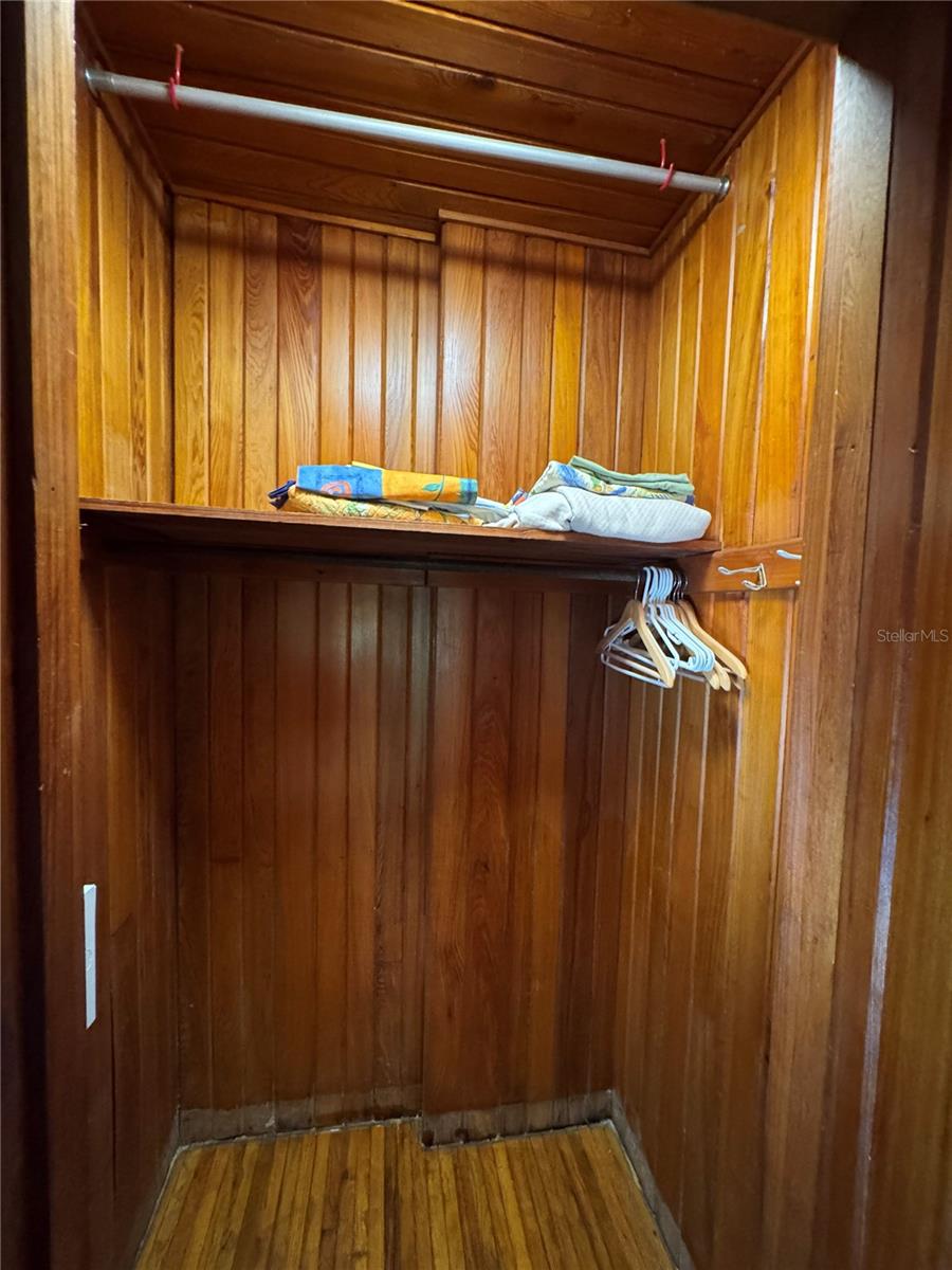 Image 31 of 35 For 5 82nd Avenue