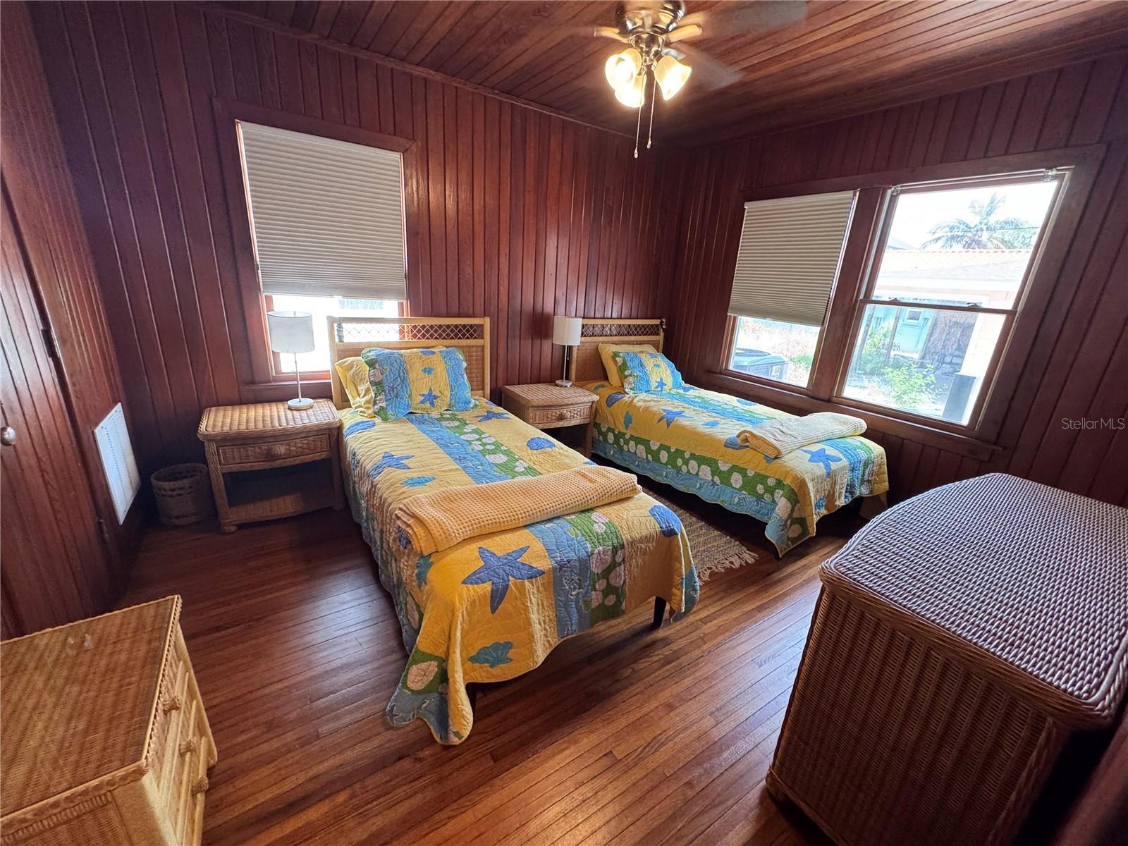 Image 32 of 35 For 5 82nd Avenue