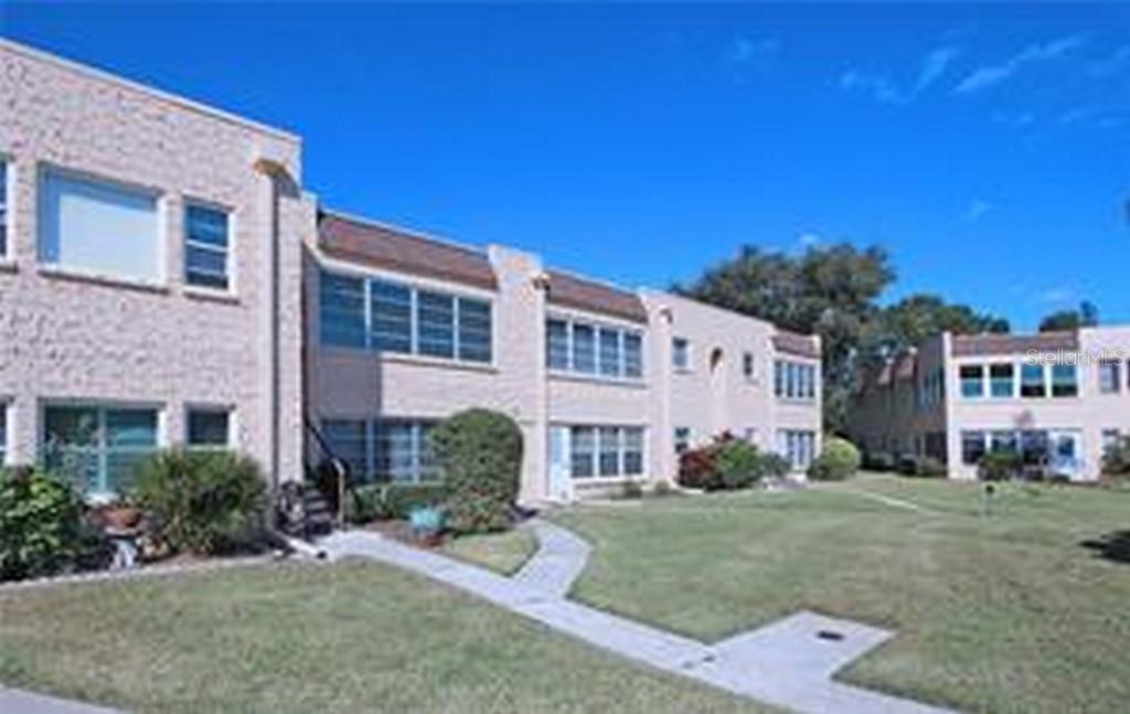 Image 3 of 22 For 221 Cedarwood Circle 221