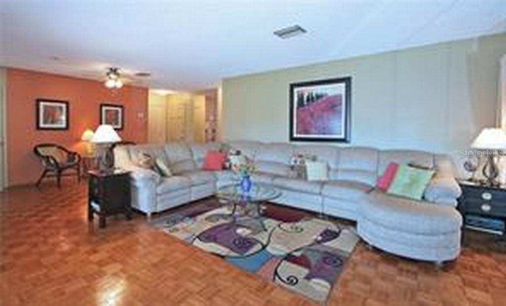 Image 7 of 22 For 221 Cedarwood Circle 221