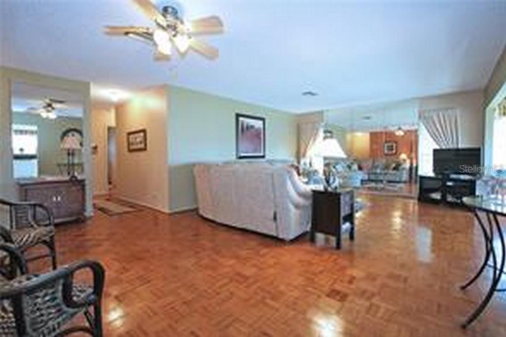 Image 8 of 22 For 221 Cedarwood Circle 221