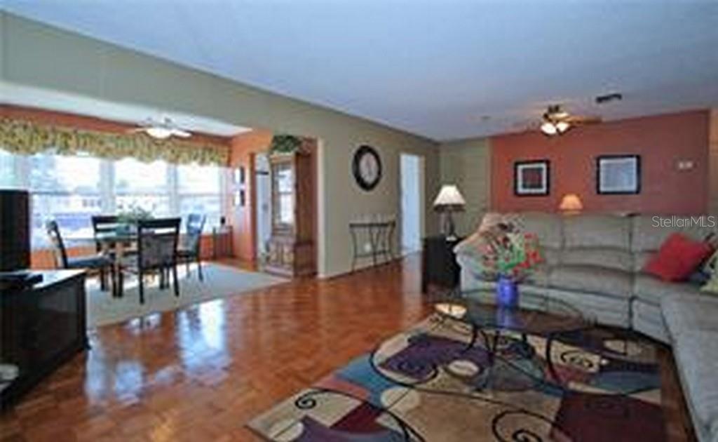 Image 9 of 22 For 221 Cedarwood Circle 221