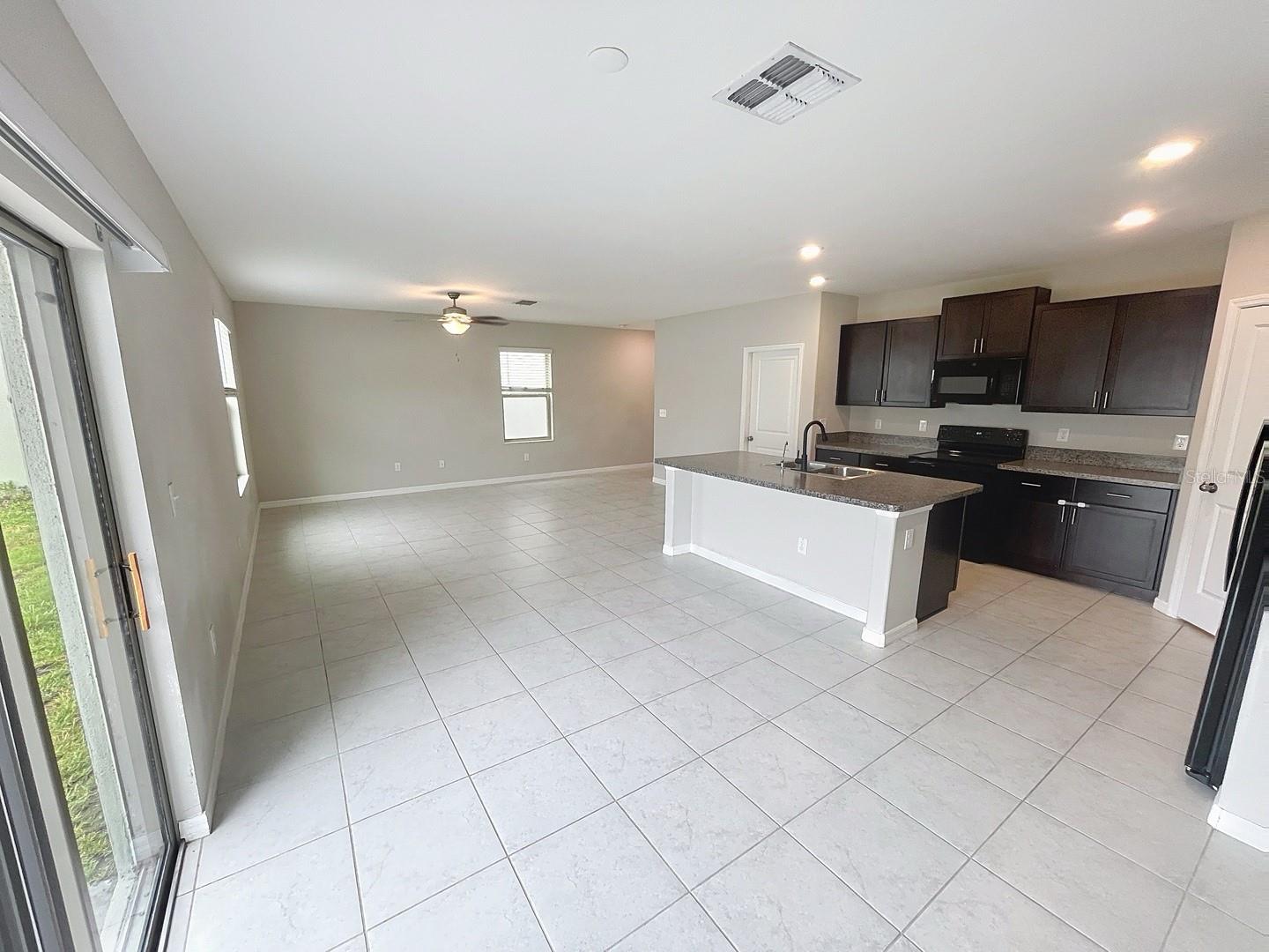 Image 13 of 68 For 3810 Romano Busciglio Street