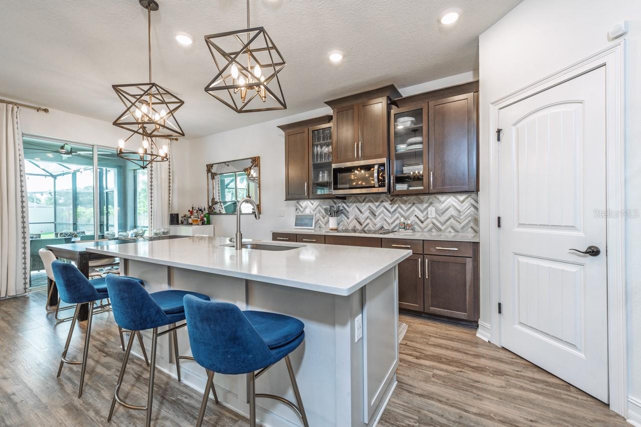 Image 10 of 35 For 10704 Whitland Grove Drive