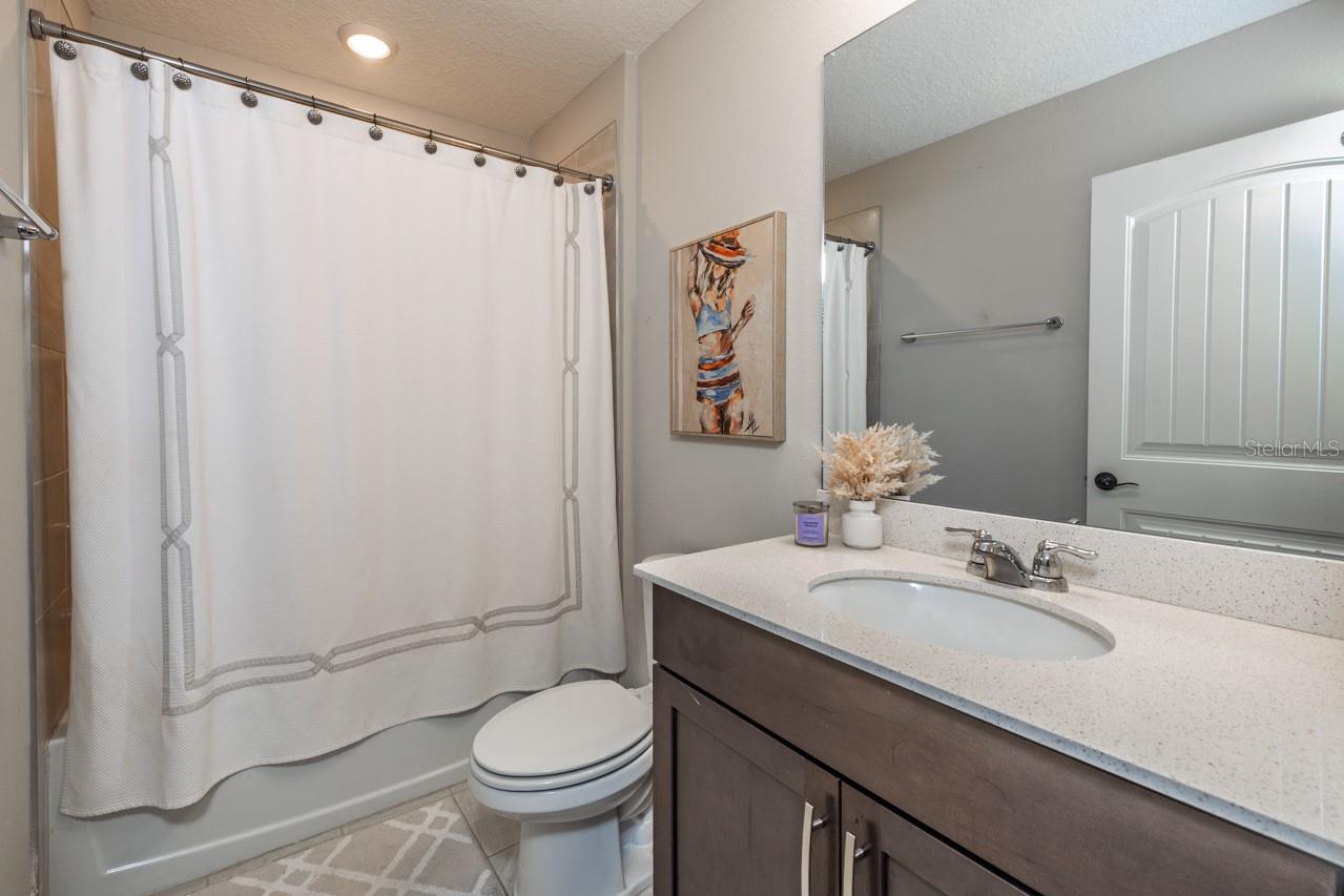 Image 23 of 35 For 10704 Whitland Grove Drive
