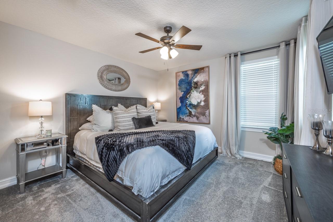 Image 24 of 35 For 10704 Whitland Grove Drive