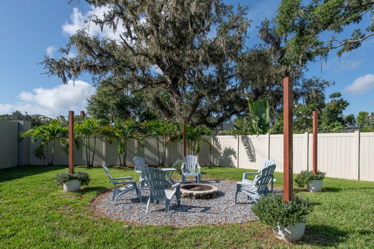 Image 35 of 35 For 10704 Whitland Grove Drive