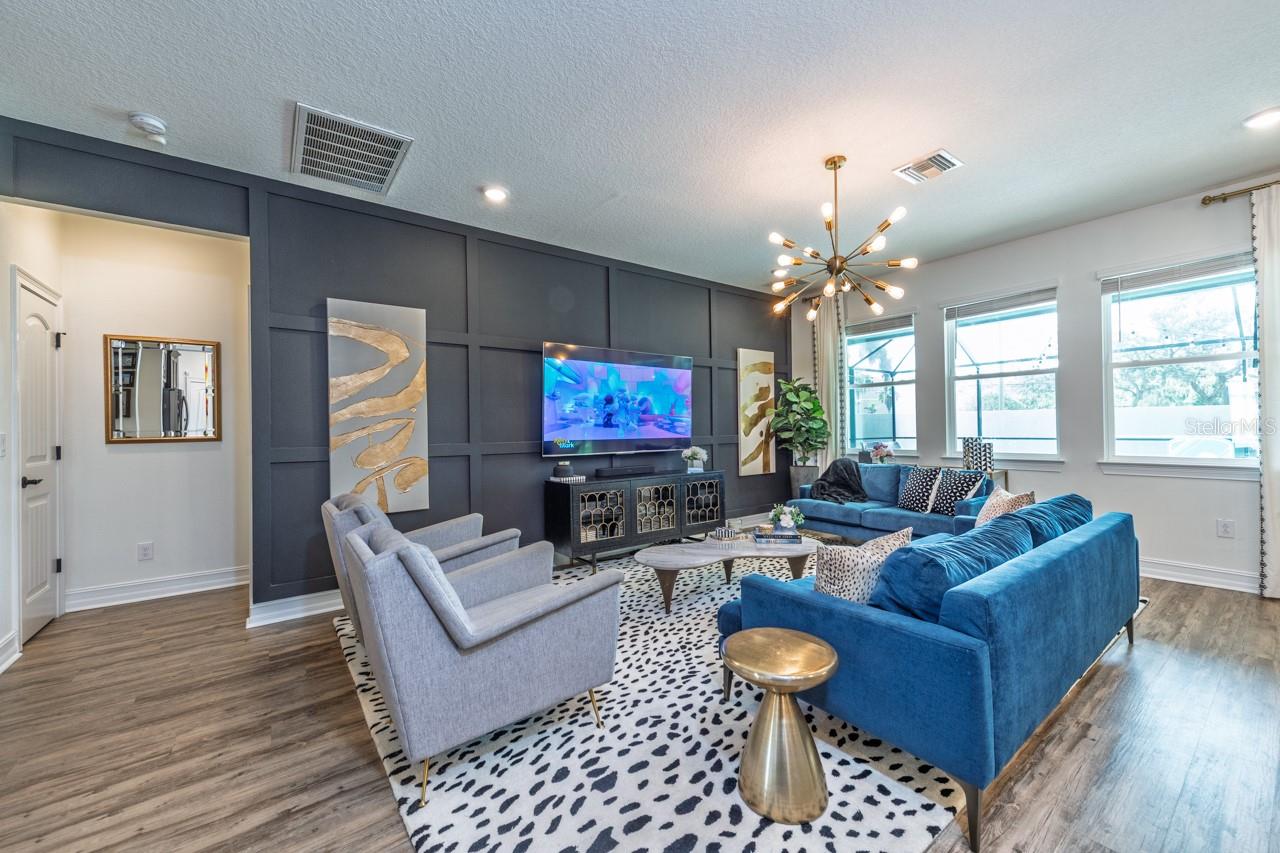 Image 7 of 35 For 10704 Whitland Grove Drive
