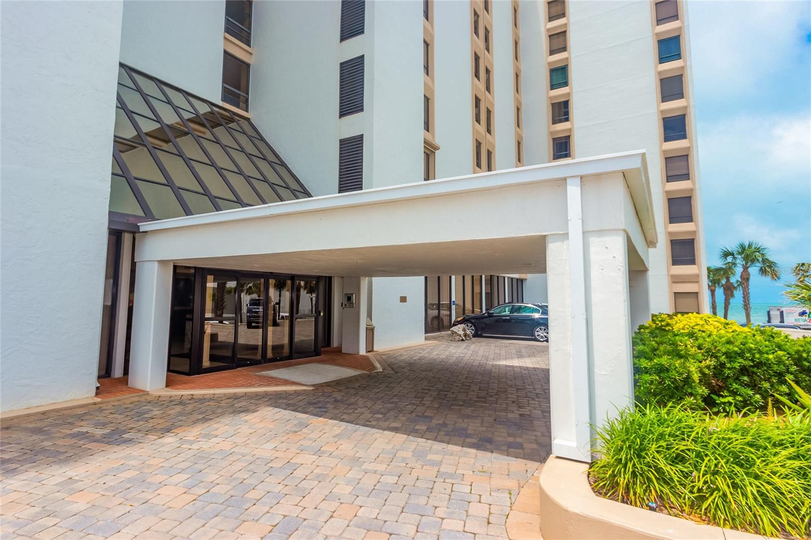 Image 19 of 40 For 440 Gulfview Boulevard 1108