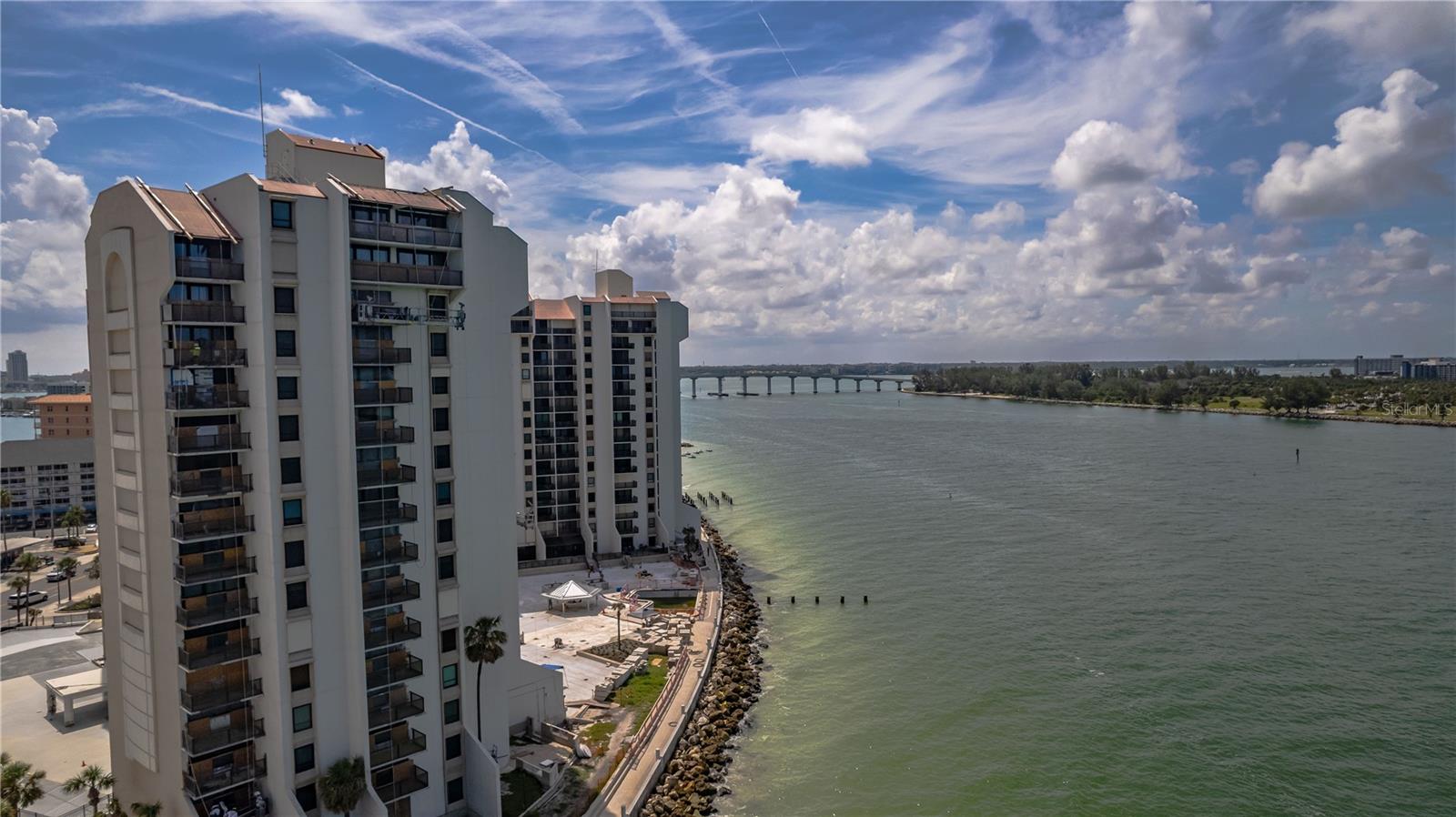Image 8 of 40 For 440 Gulfview Boulevard 1108