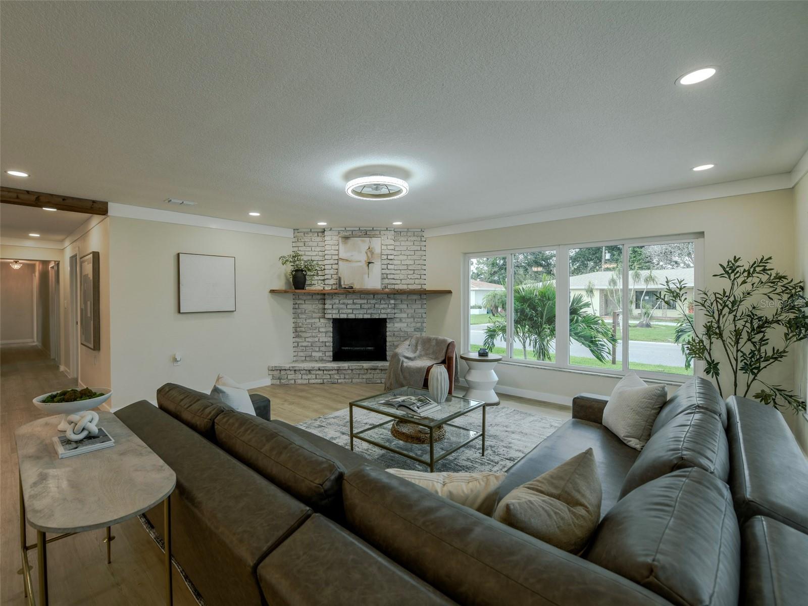 Image 13 of 67 For 6400 Mockingbird Way S