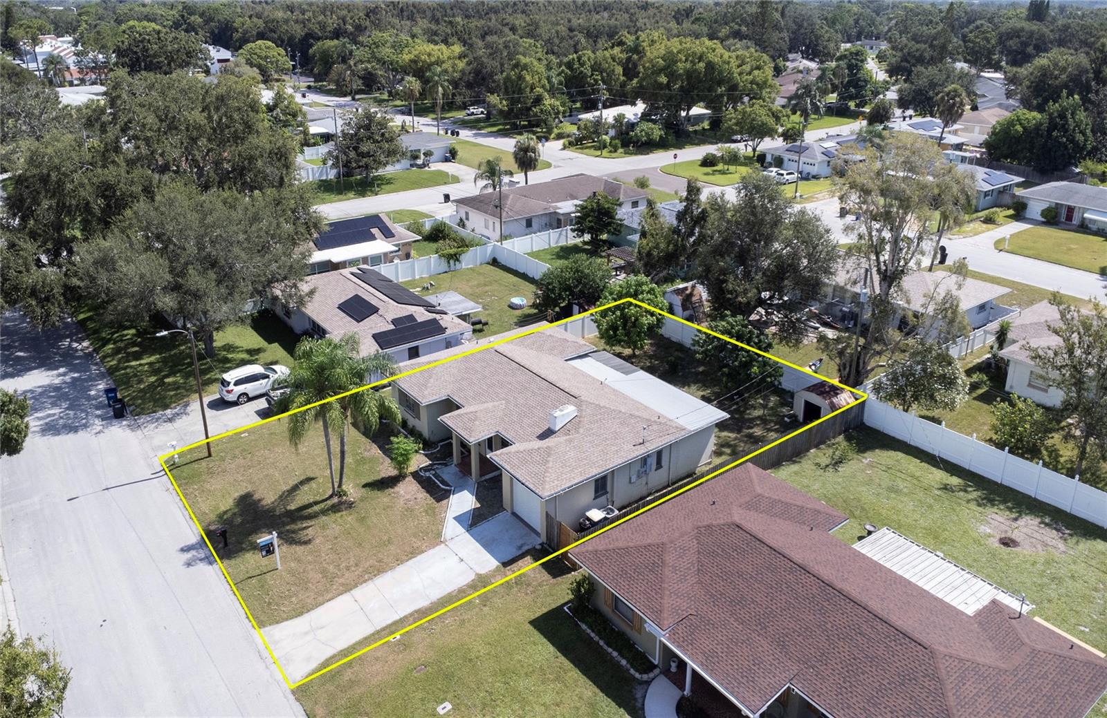 Image 8 of 45 For 309 Kerry Drive