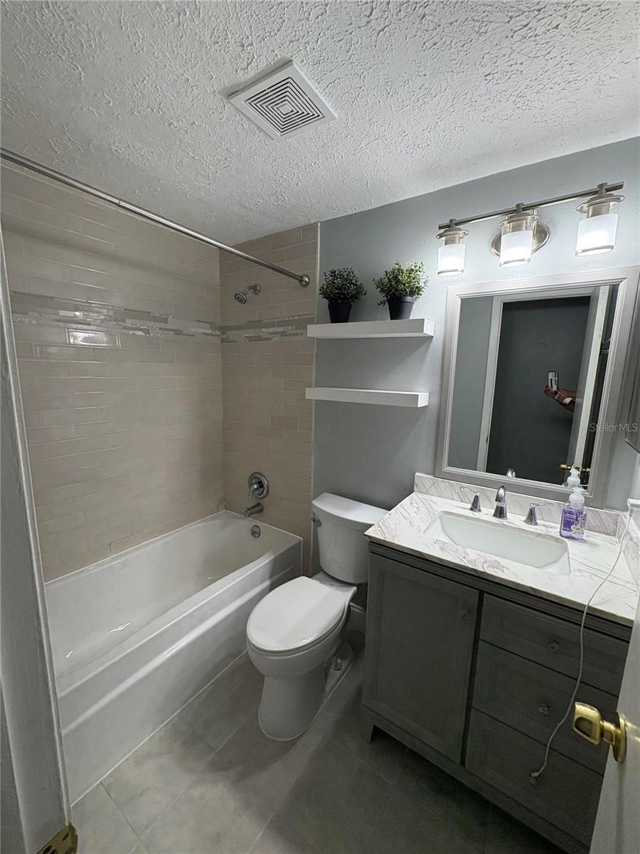 Image 19 of 25 For 3904 Sweetleaf Drive