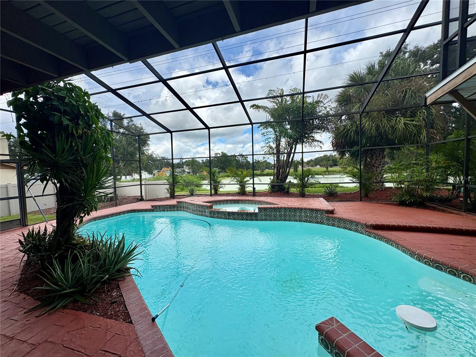 Image 4 of 4 For 3904 Sweetleaf Drive