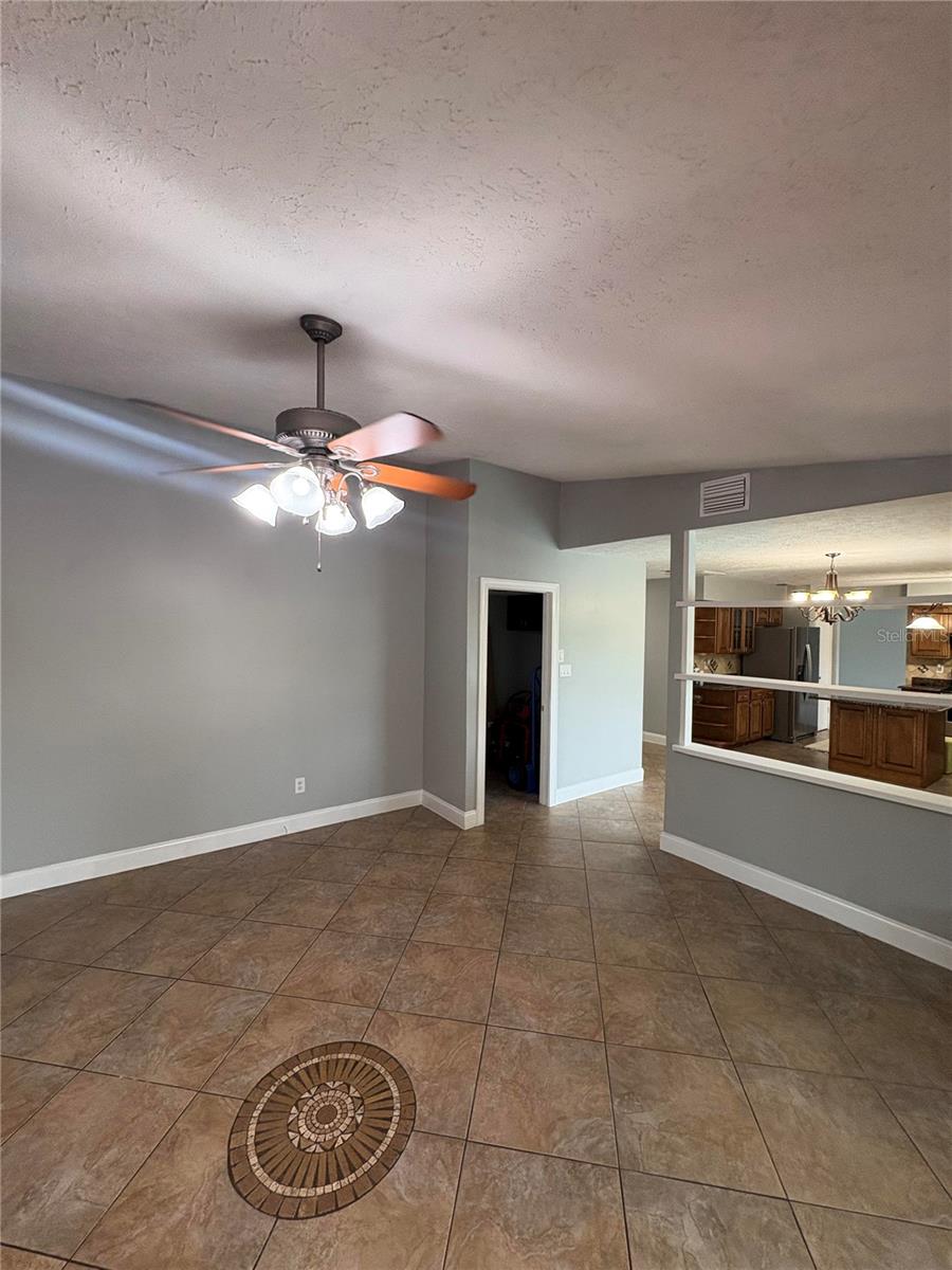 Image 9 of 25 For 3904 Sweetleaf Drive