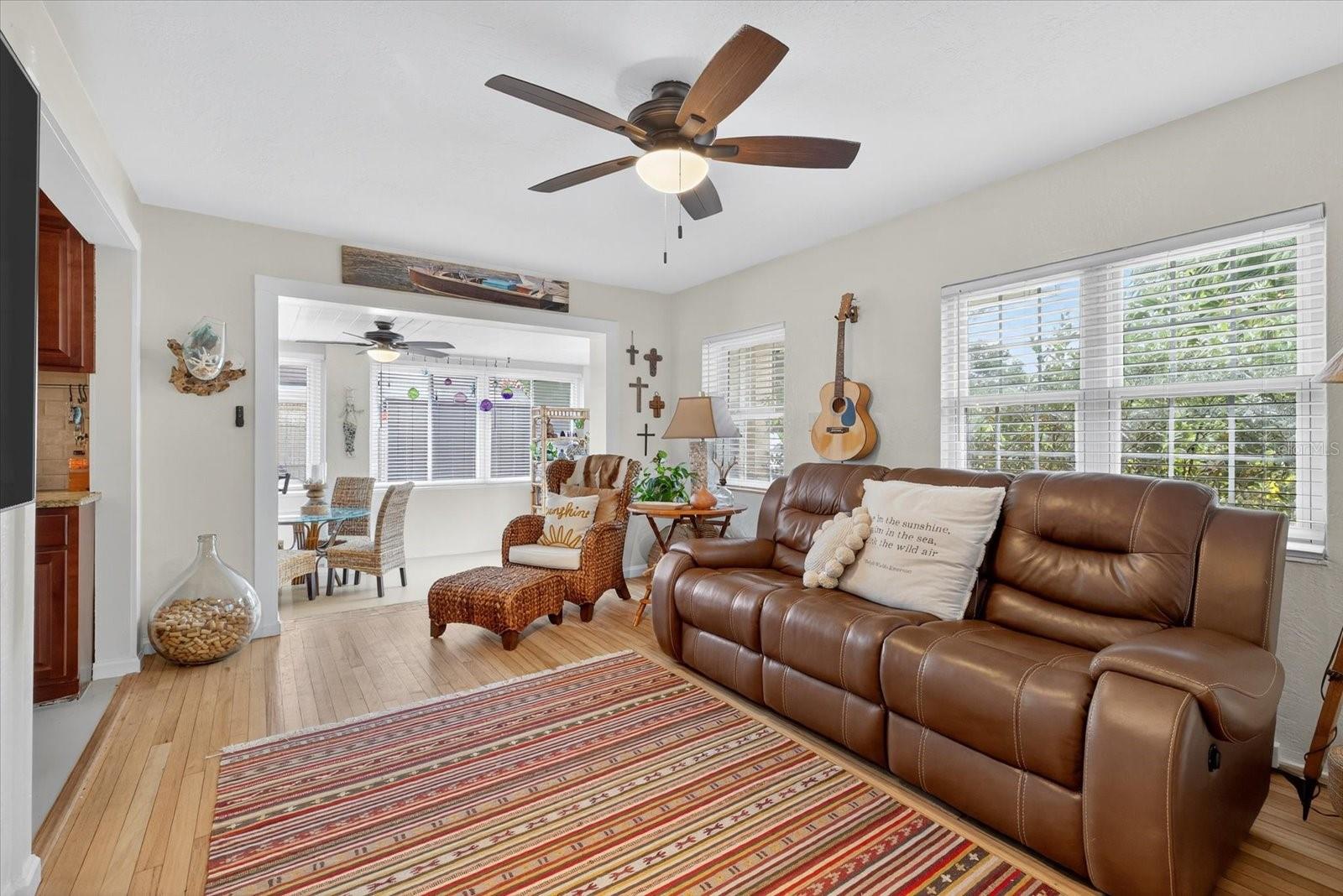 Image 15 of 54 For 6389 2nd Avenue N