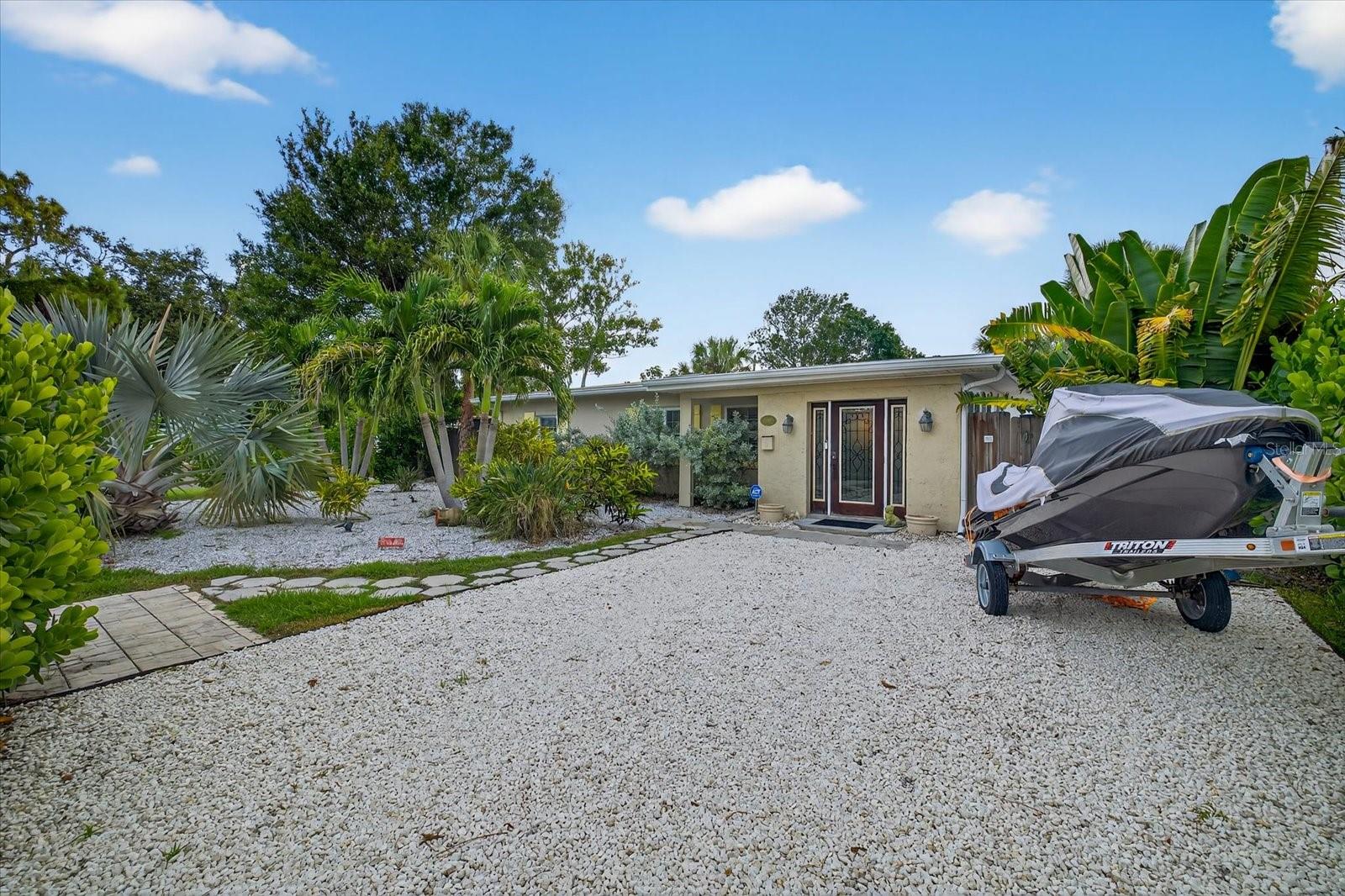 Image 2 of 54 For 6389 2nd Avenue N