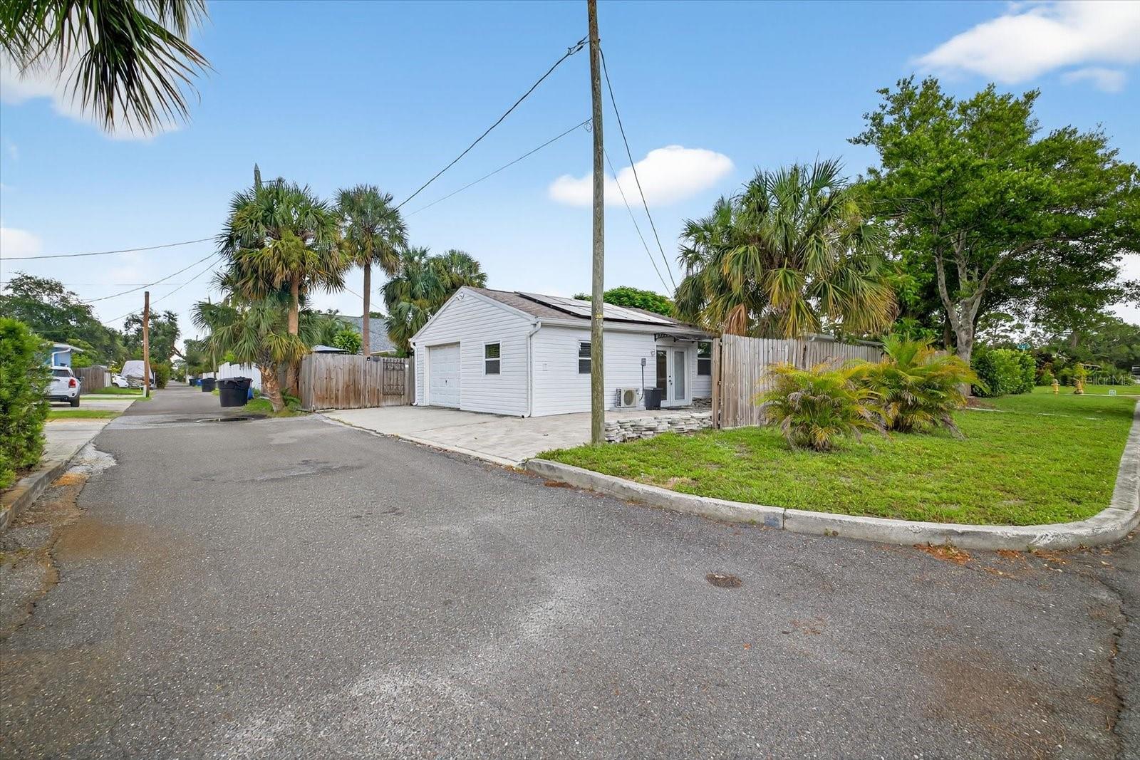 Image 36 of 54 For 6389 2nd Avenue N