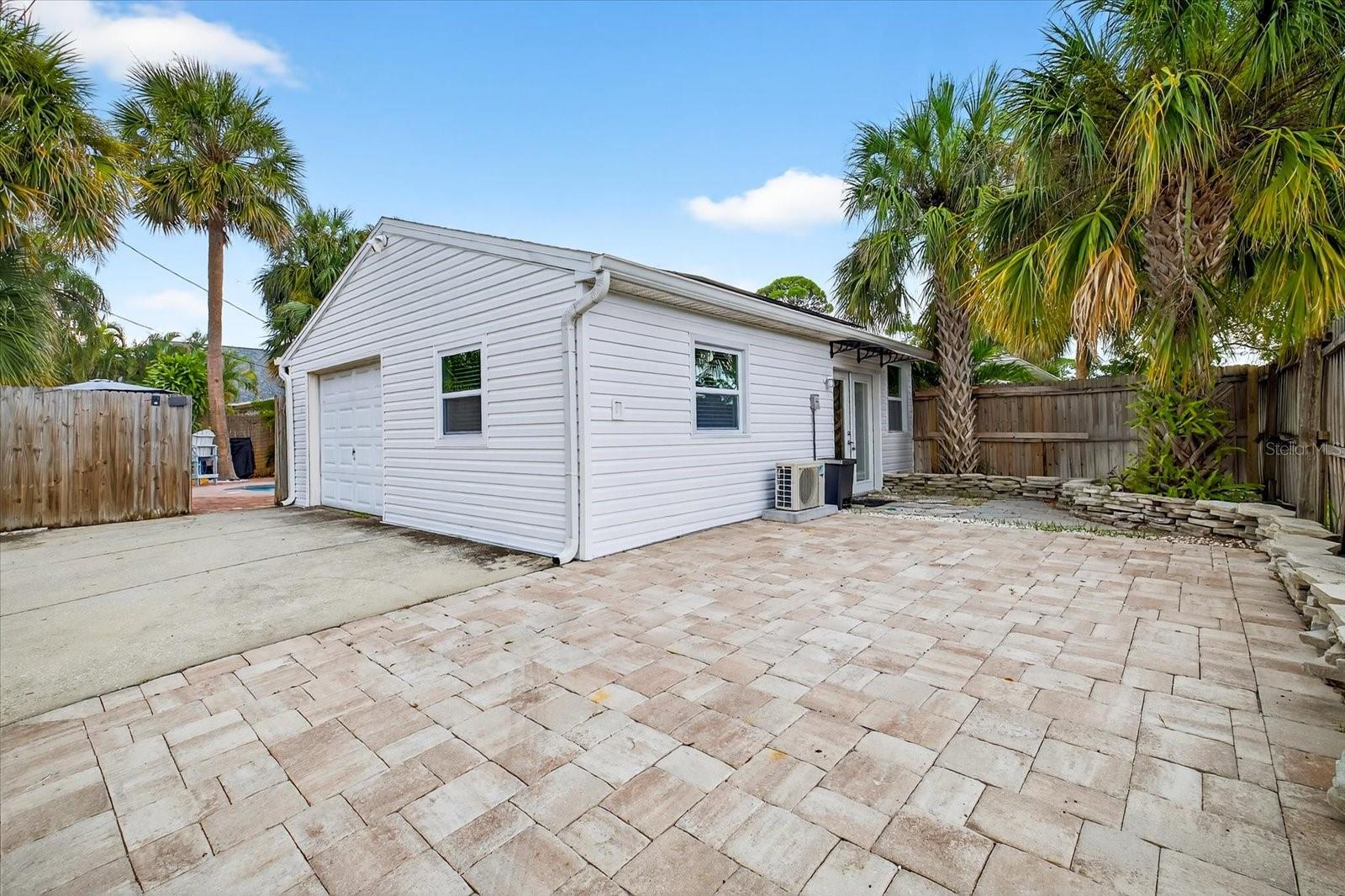 Image 38 of 54 For 6389 2nd Avenue N