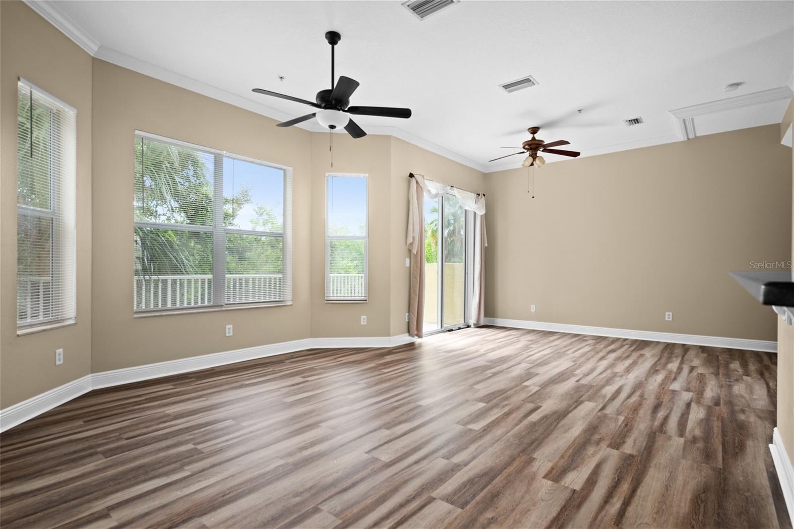 Image 4 of 39 For 463 Bayou Village Drive