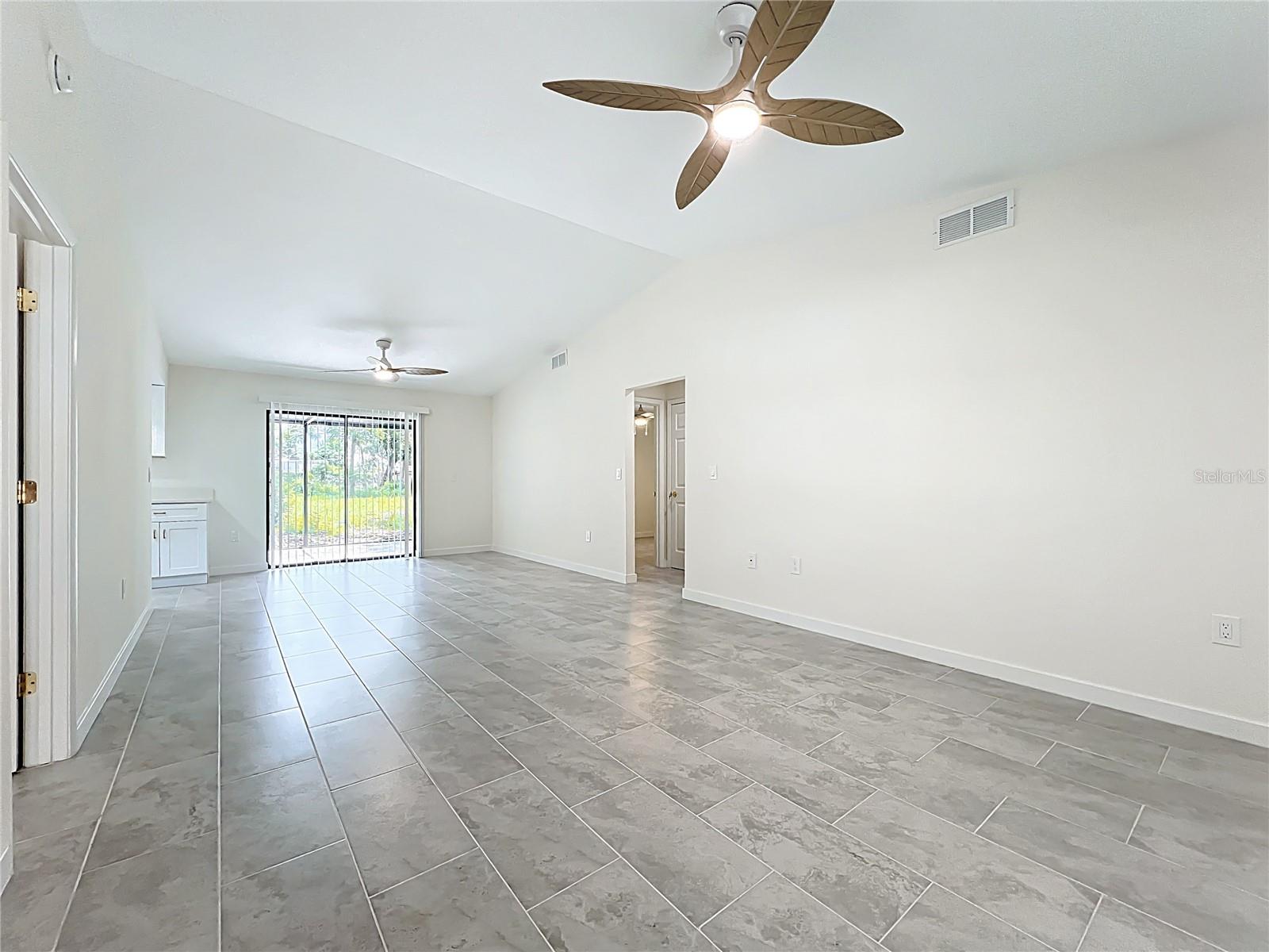 Image 10 of 64 For 5137 Camus Way