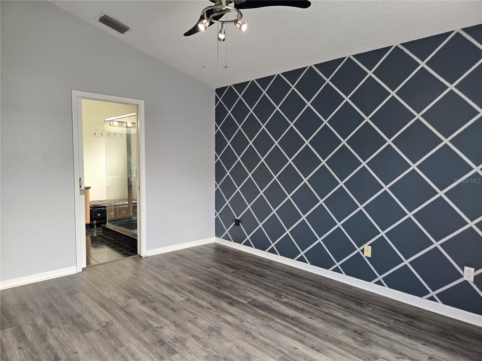 Image 16 of 31 For 10117 Somersby Drive