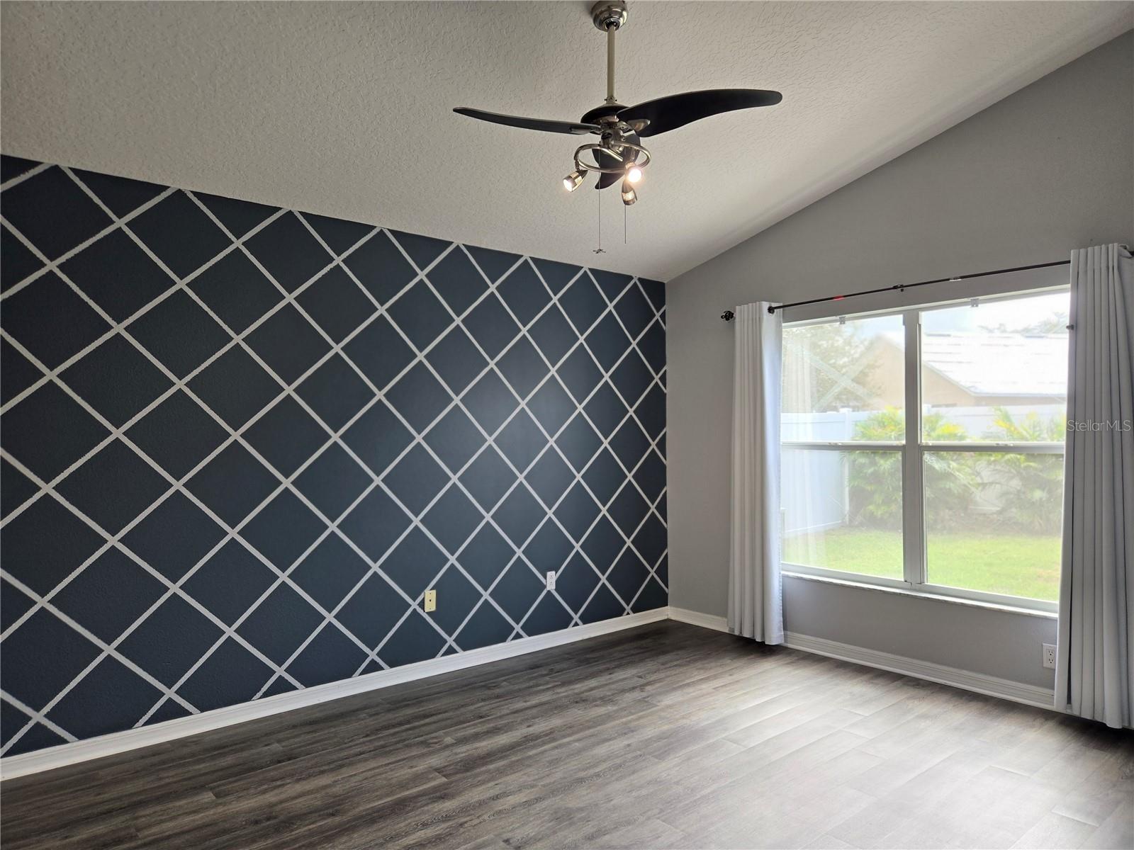 Image 17 of 31 For 10117 Somersby Drive