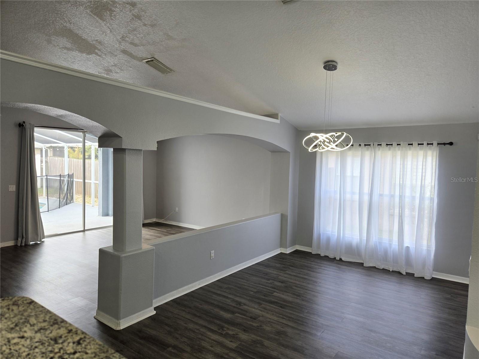 Image 9 of 31 For 10117 Somersby Drive