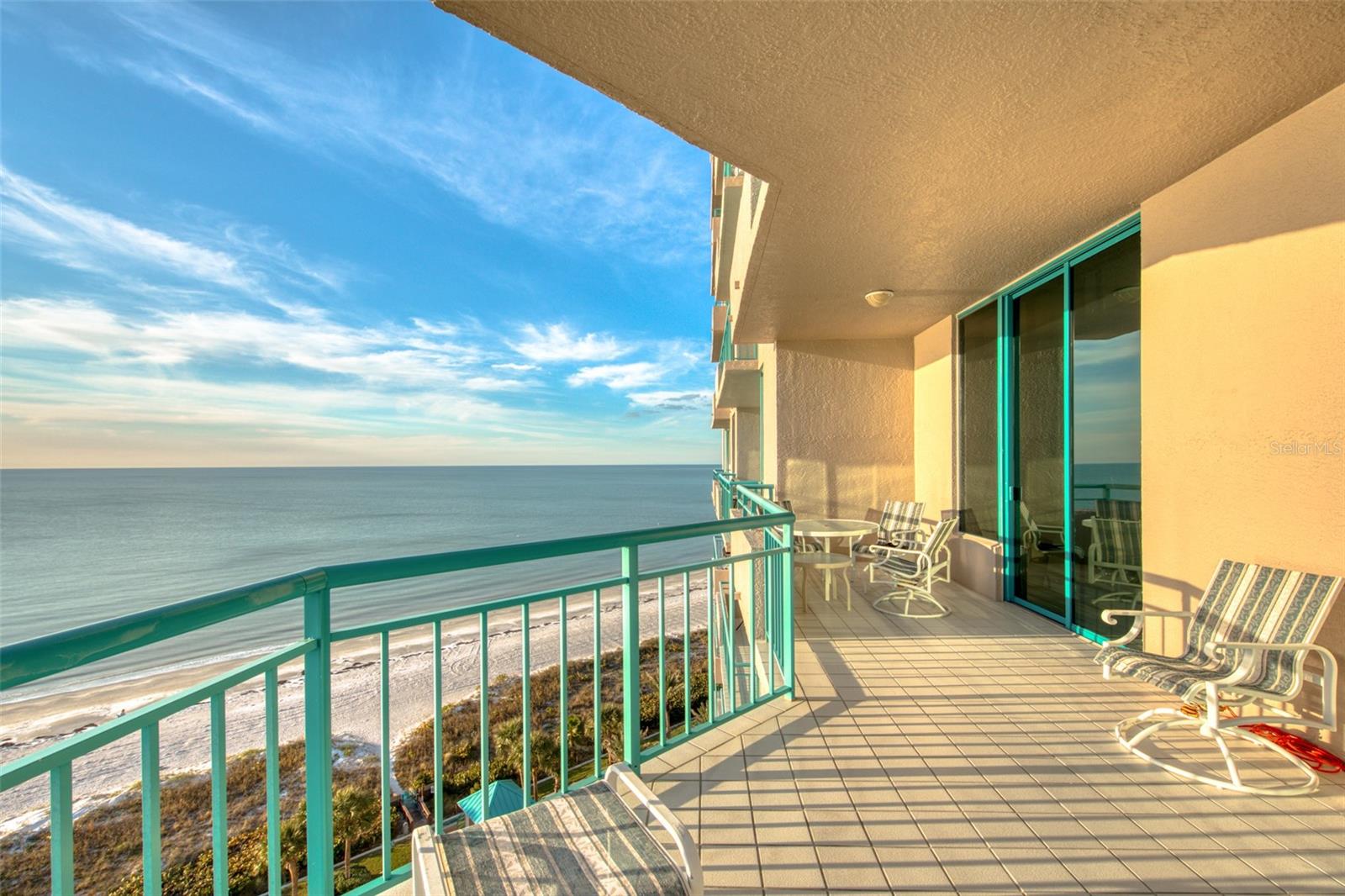 Image 5 of 56 For 1560 Gulf Boulevard 1007
