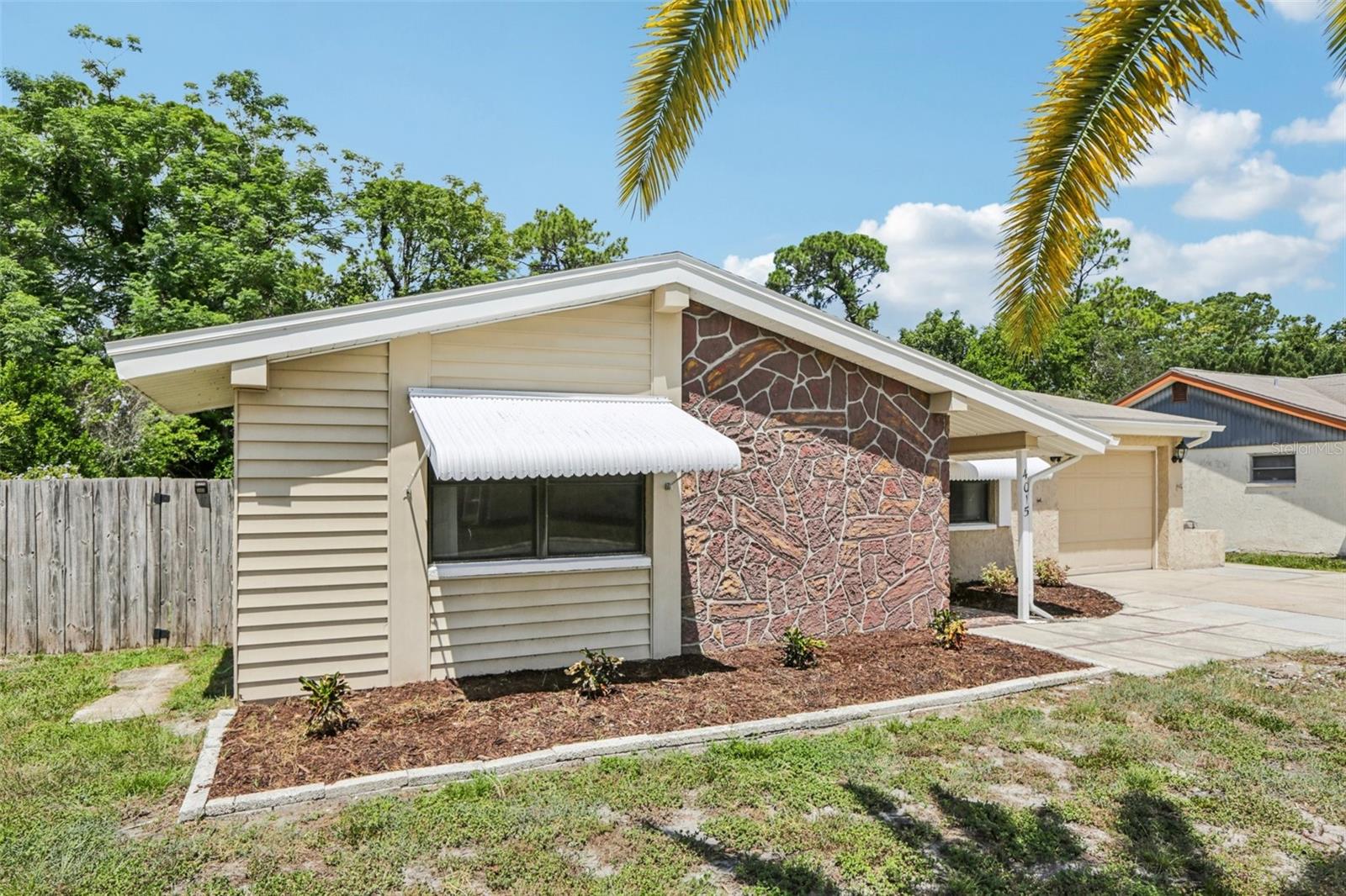 Image 4 of 45 For 4015 Litchfield Drive