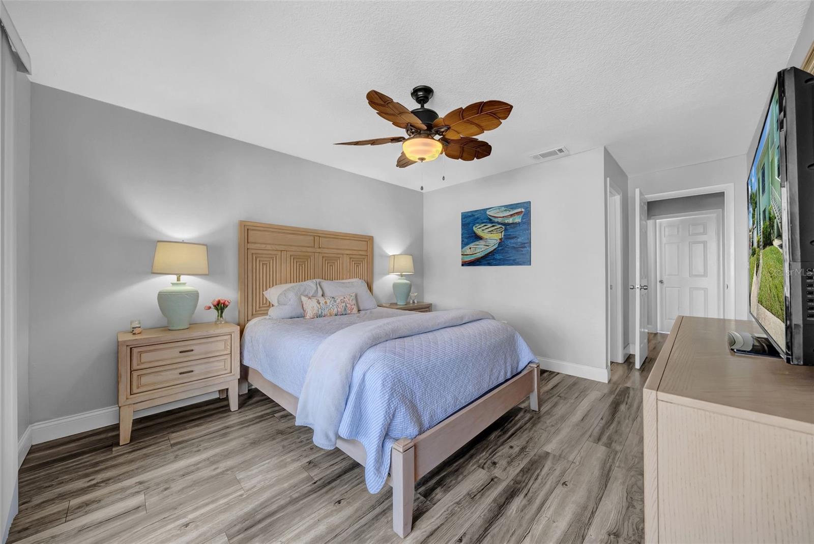 Image 26 of 39 For 1 Windrush Boulevard 30