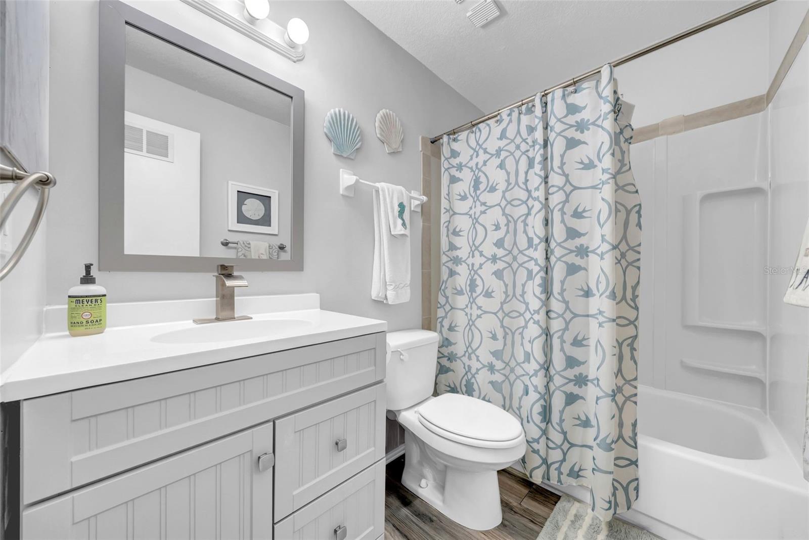 Image 32 of 39 For 1 Windrush Boulevard 30