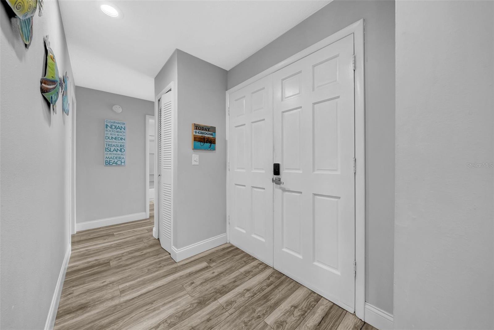 Image 5 of 39 For 1 Windrush Boulevard 30