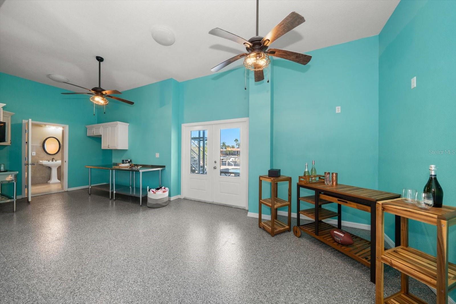 Image 41 of 48 For 3339 Seaway Drive