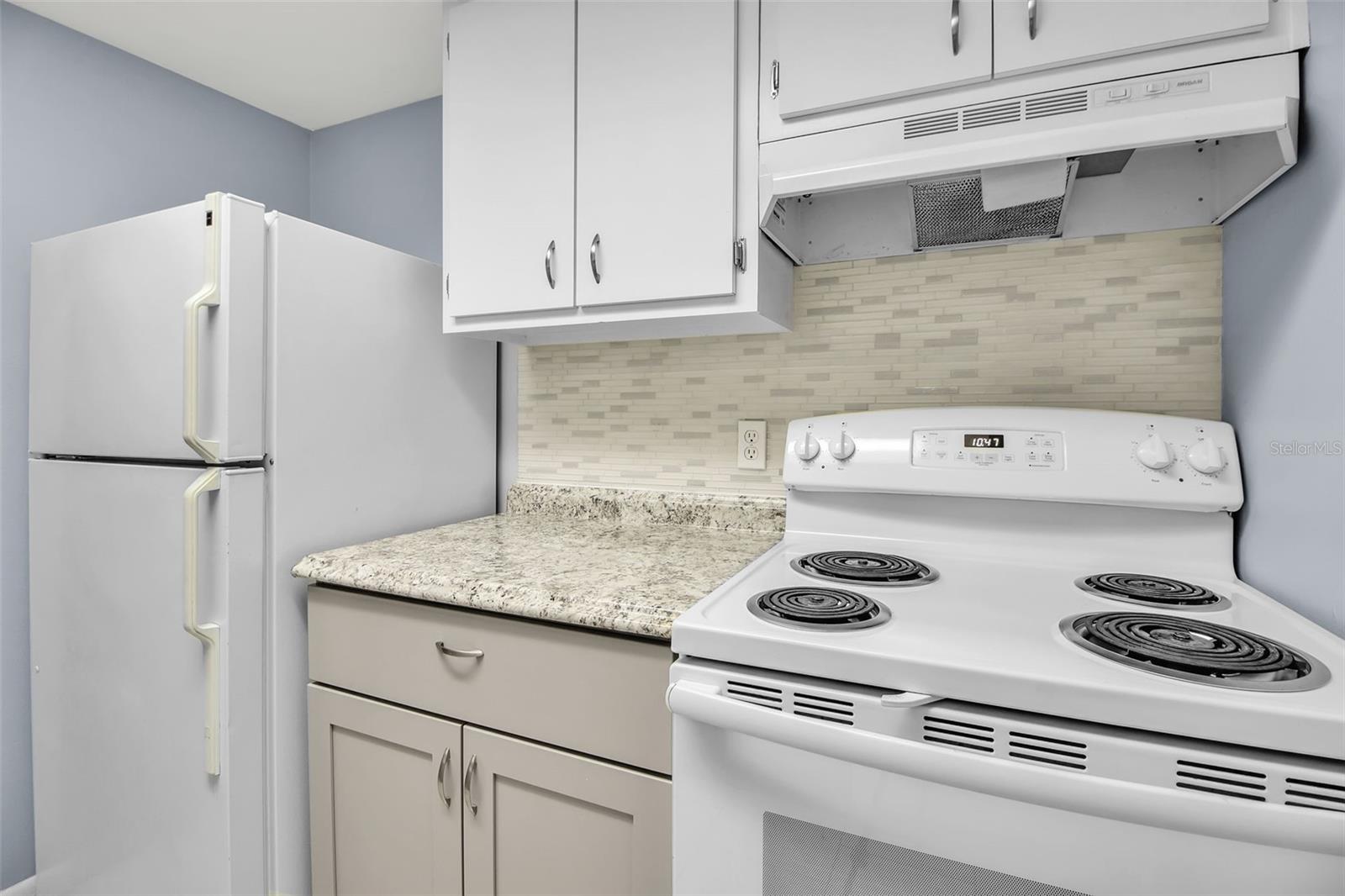 Image 17 of 31 For 4702 Michael Court 143