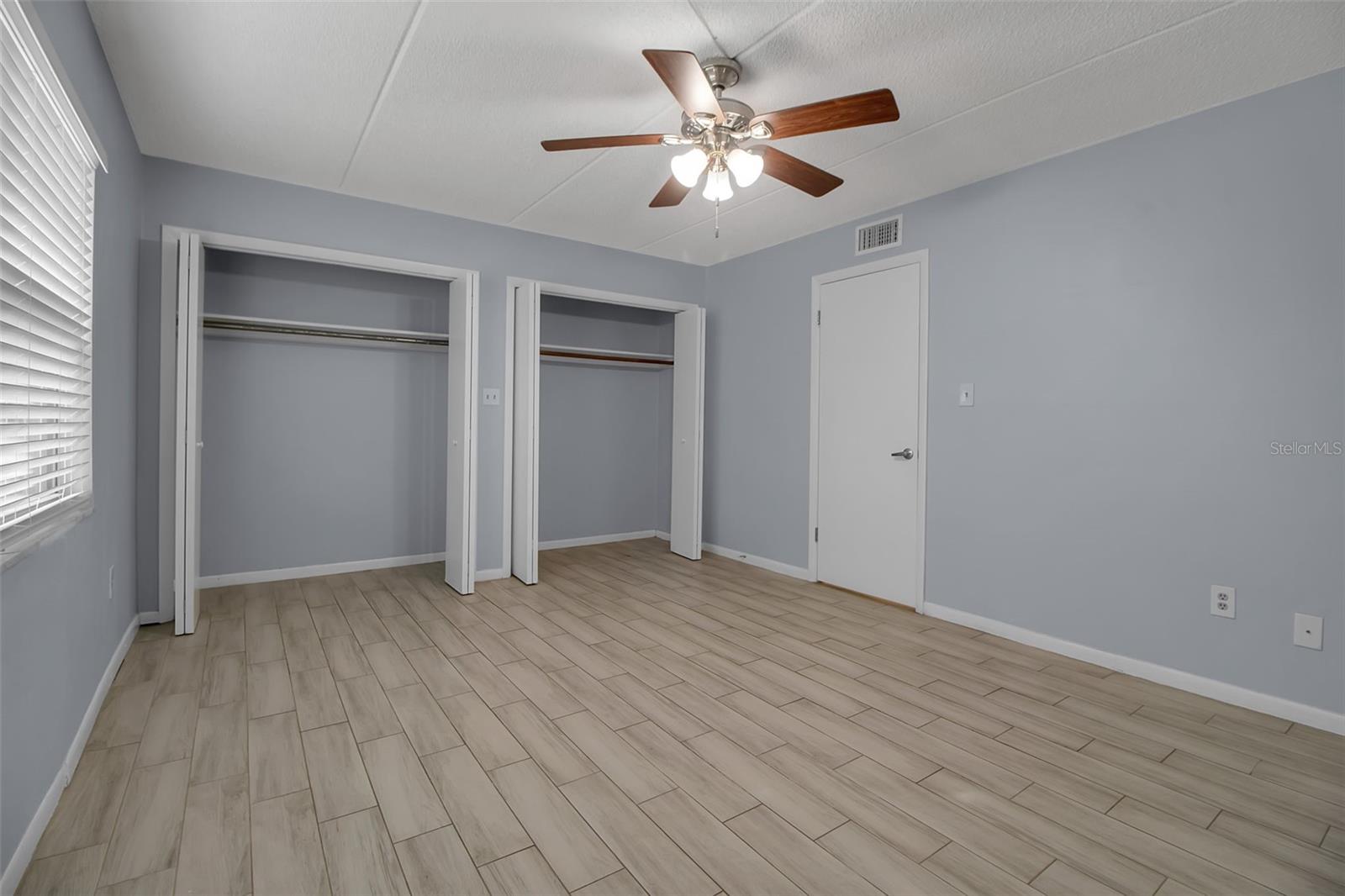 Image 23 of 31 For 4702 Michael Court 143