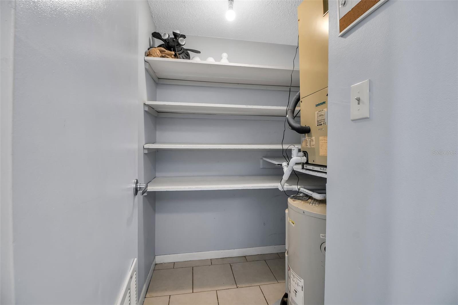 Image 27 of 31 For 4702 Michael Court 143