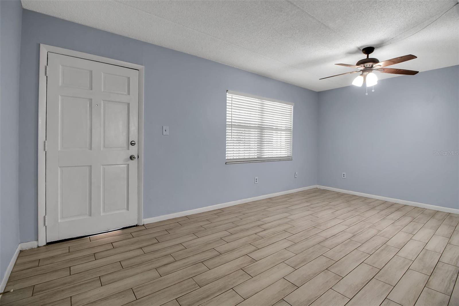 Image 3 of 31 For 4702 Michael Court 143