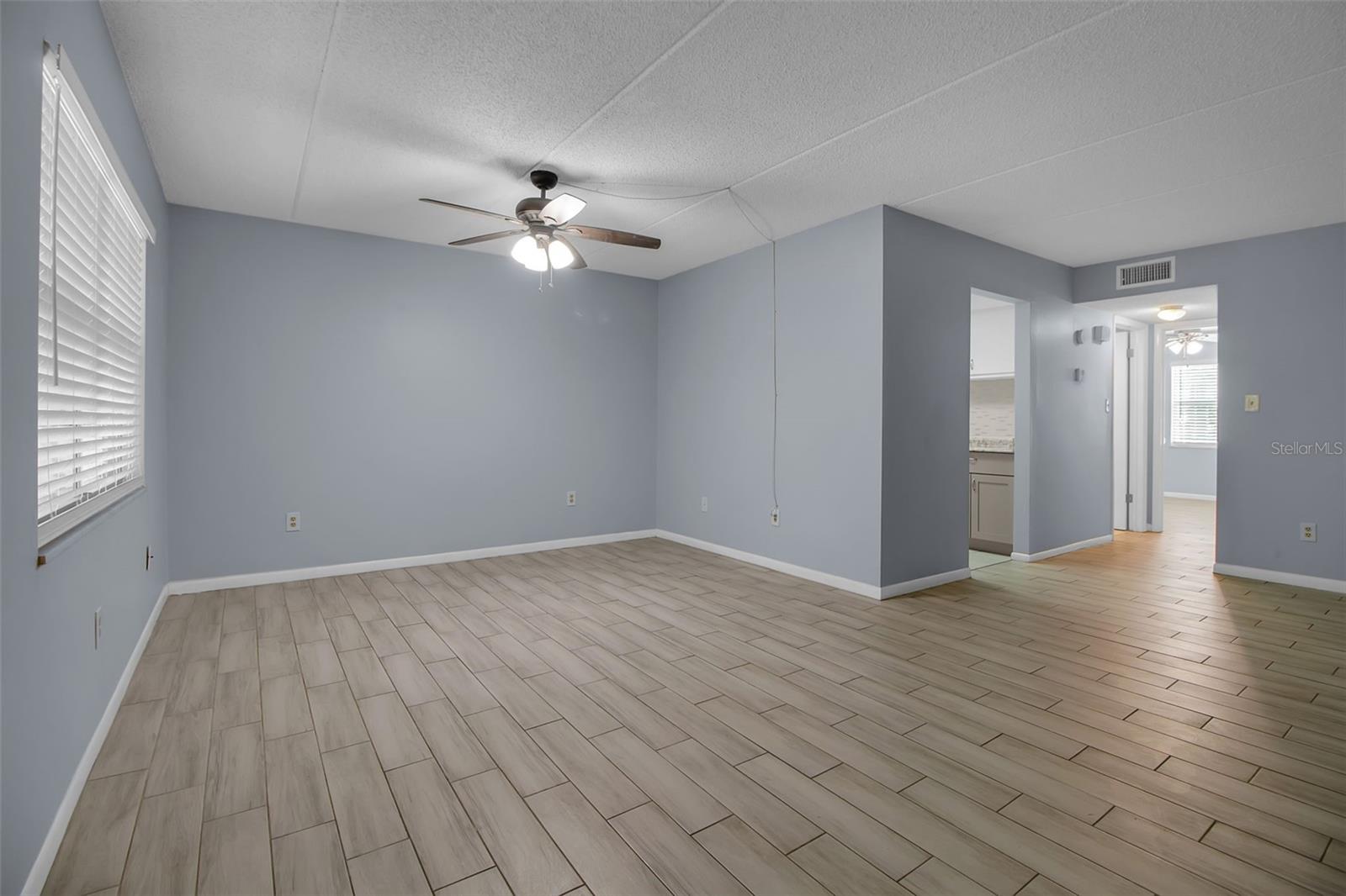 Image 5 of 31 For 4702 Michael Court 143