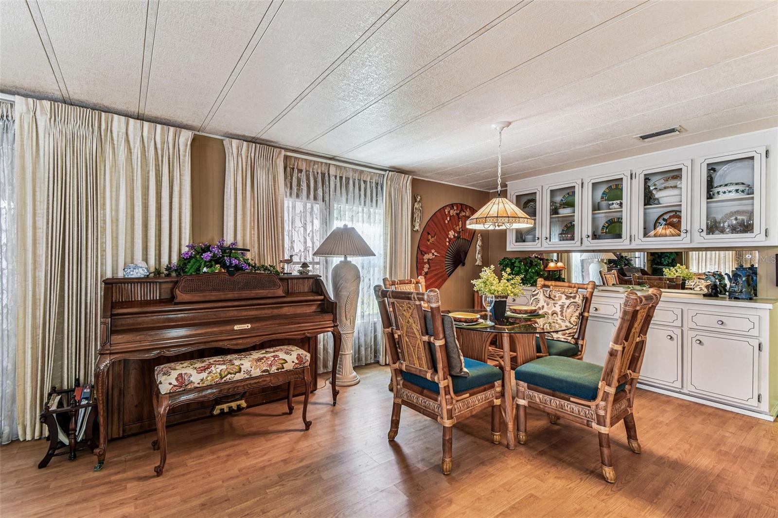 Image 10 of 72 For 12501 Ulmerton Road 241