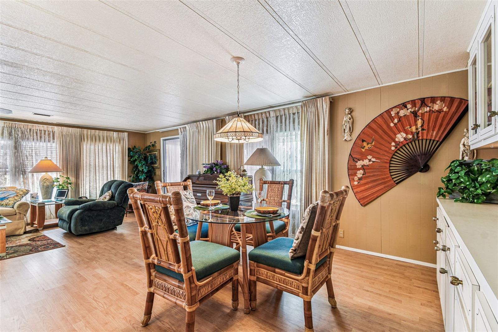 Image 11 of 72 For 12501 Ulmerton Road 241