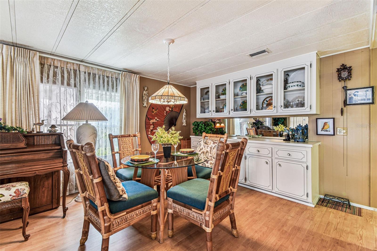 Image 12 of 72 For 12501 Ulmerton Road 241