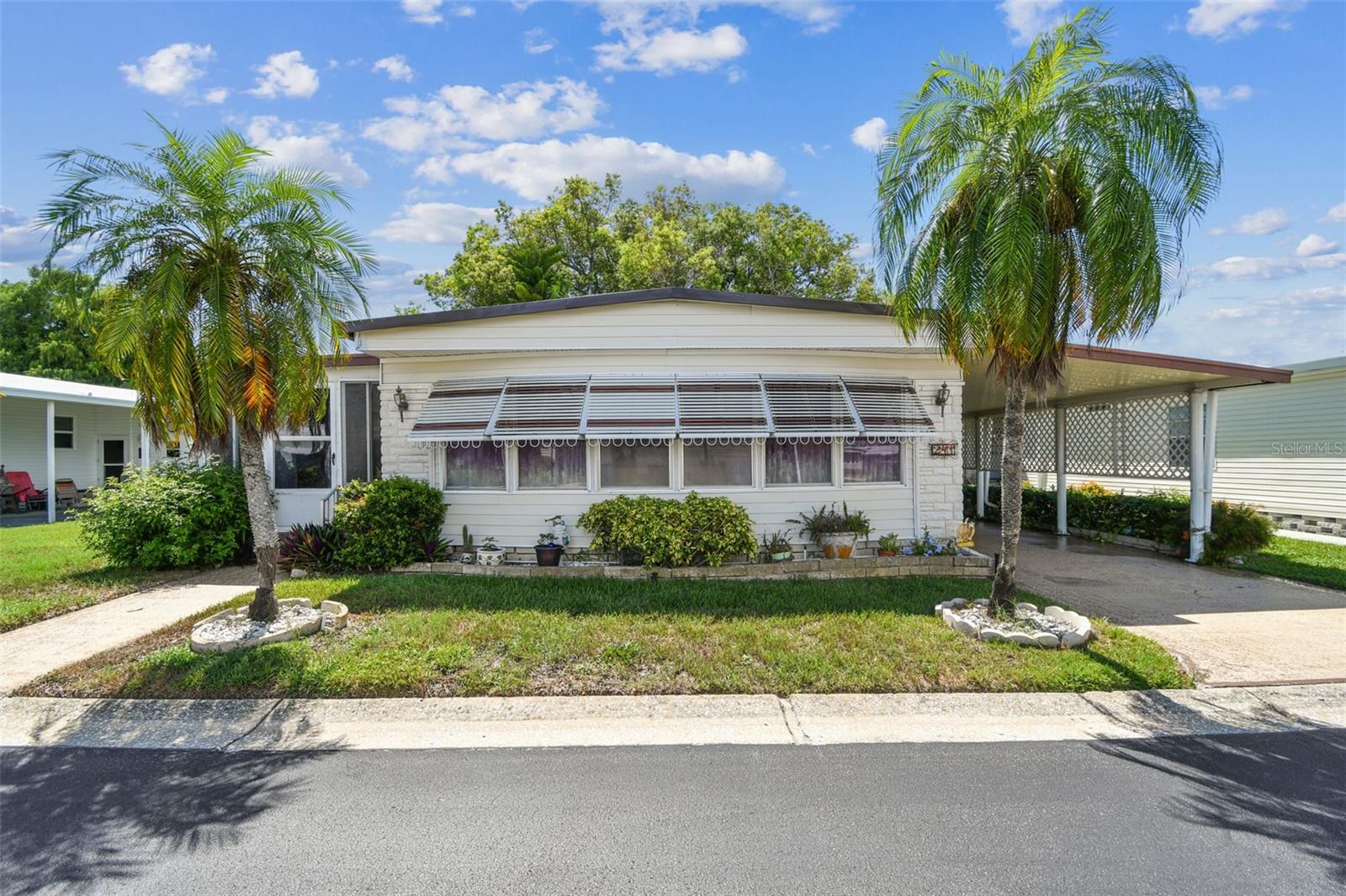 Image 2 of 72 For 12501 Ulmerton Road 241