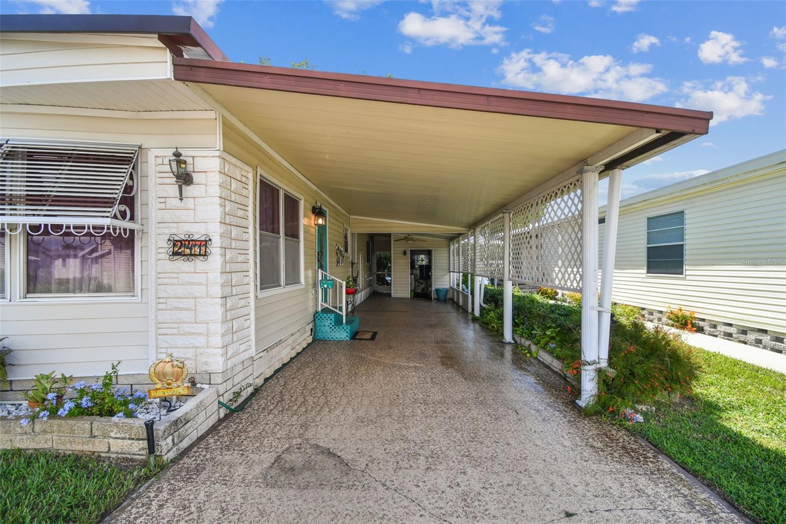 Image 3 of 72 For 12501 Ulmerton Road 241