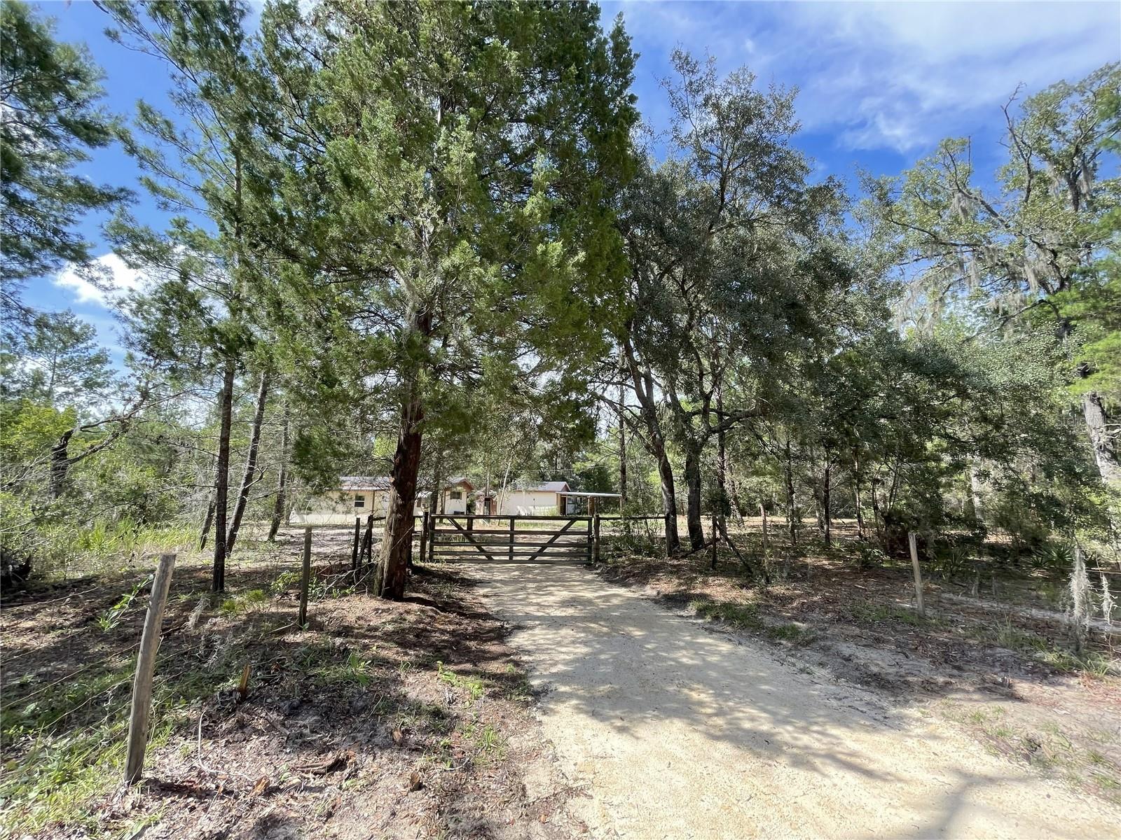Image 6 of 44 For 5529 Stockholm Lane