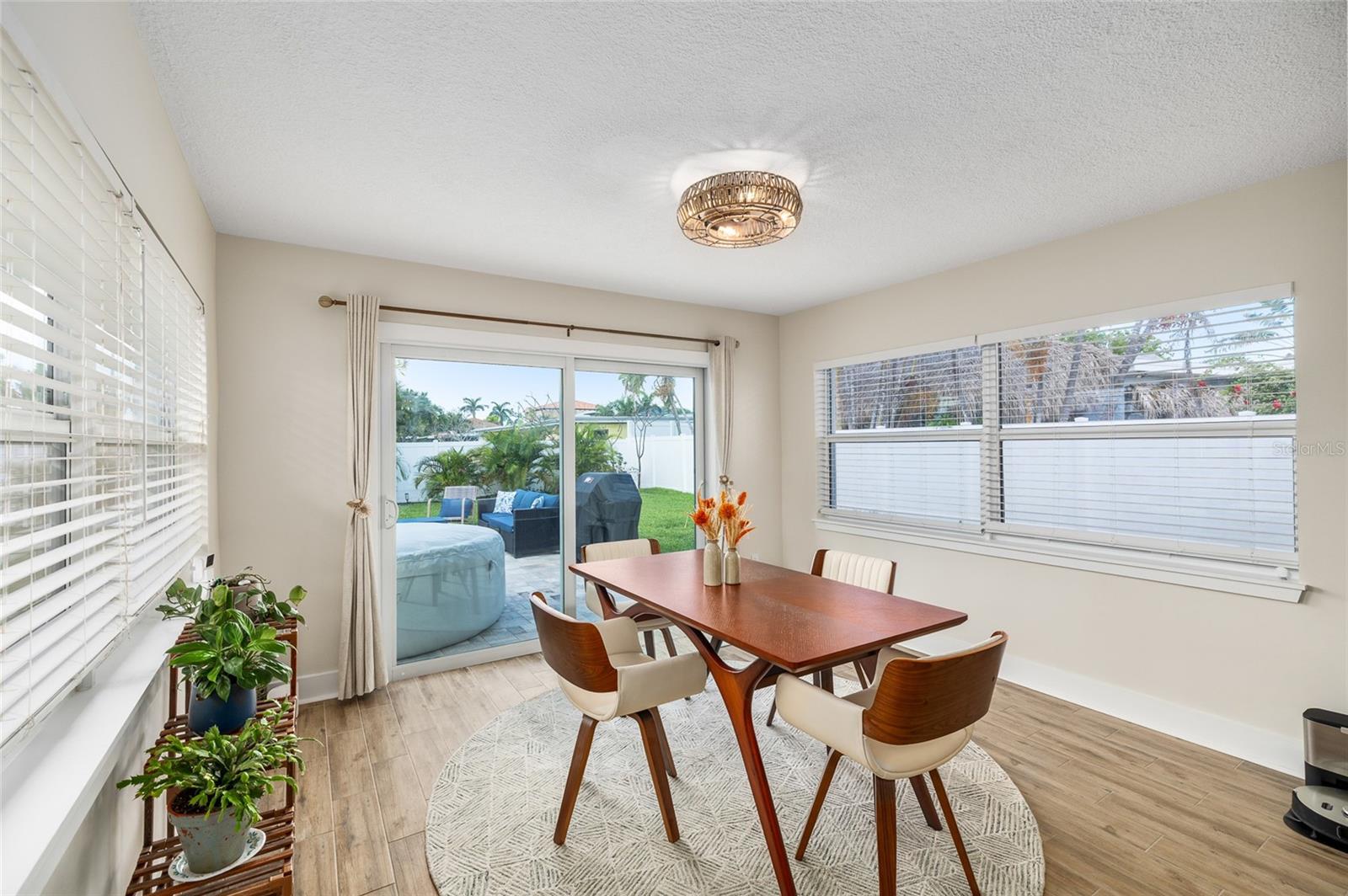Image 16 of 48 For 987 Boca Ciega Isle Drive