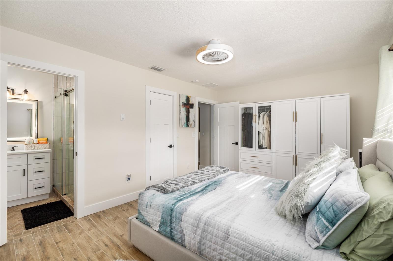 Image 19 of 48 For 987 Boca Ciega Isle Drive